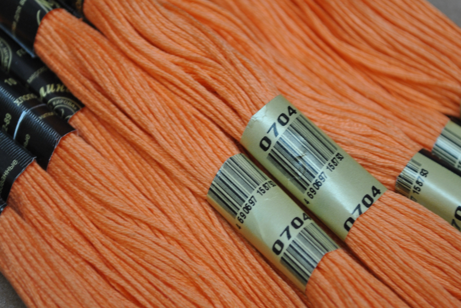 Нить для вышивания МУЛИНЕ, 10 м, 2,23 г, цвет 0704