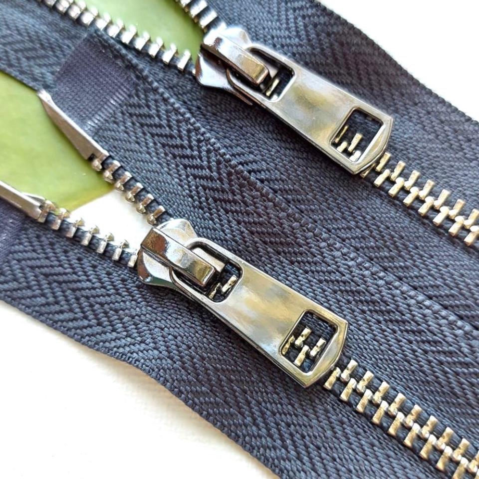 Металлическая молния ТИТАН разъемная 95 см Т5 (ТТ) (2 замка) никель/графит