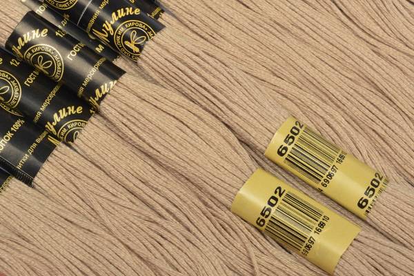 Нитки для вышивания Мулине