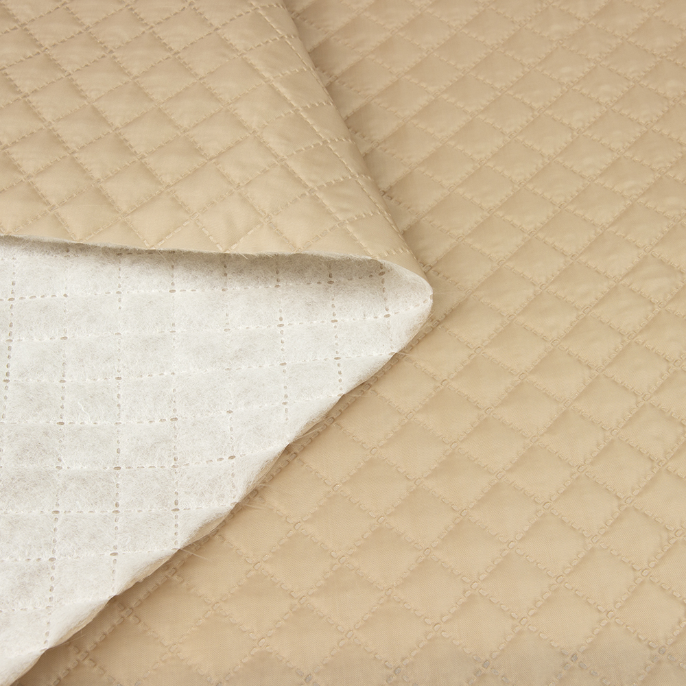 Термостежка 478 Светло-бежевый 4 "Ромб 1,7х1,7 см" (синтепон 100г, подкл. 100% пэ 190Т) 150 см