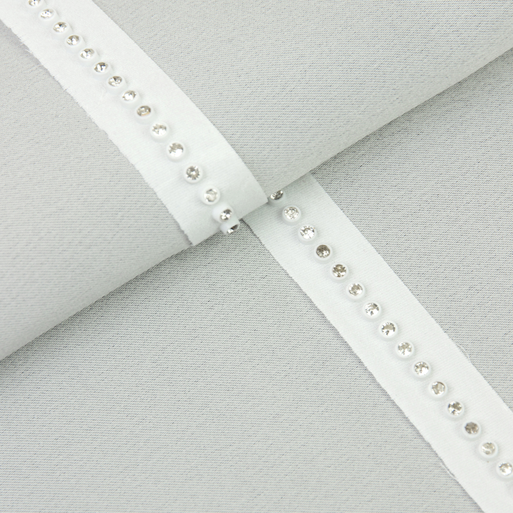 Тесьма со стразами на ткани 180-В/1Х - 2 белая