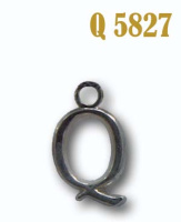 Буква плоская металлическая Q 5827