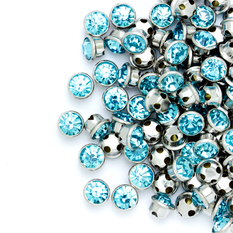 Круглые пришивные стразы в металлической оправе