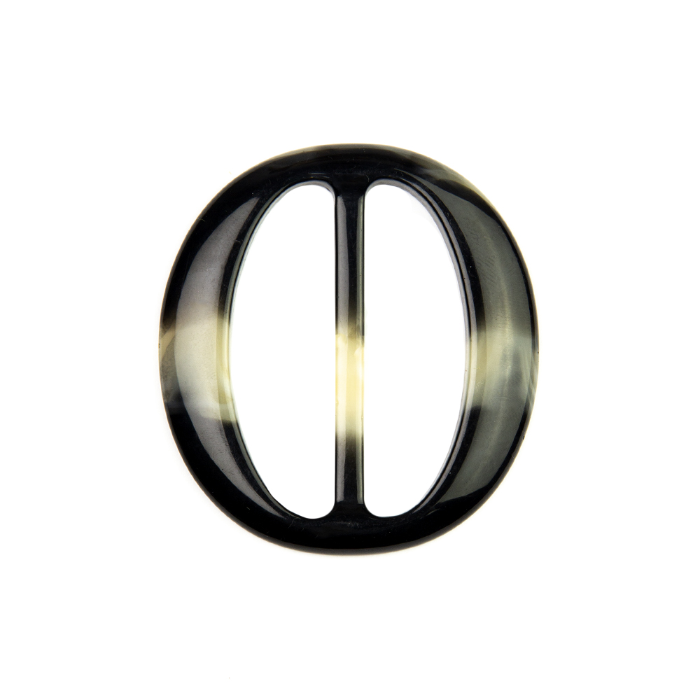 Пряжка пластиковая