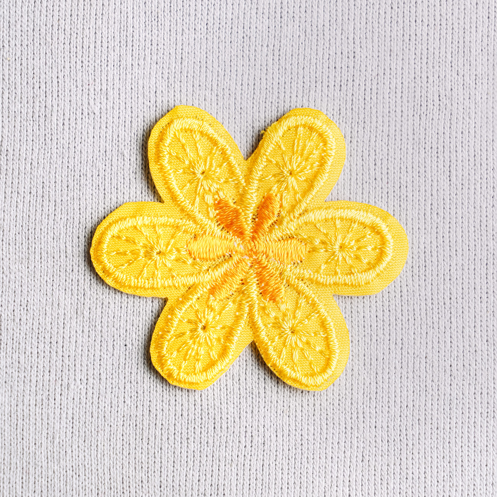 Аппликация клеевая 8# цветок желтый