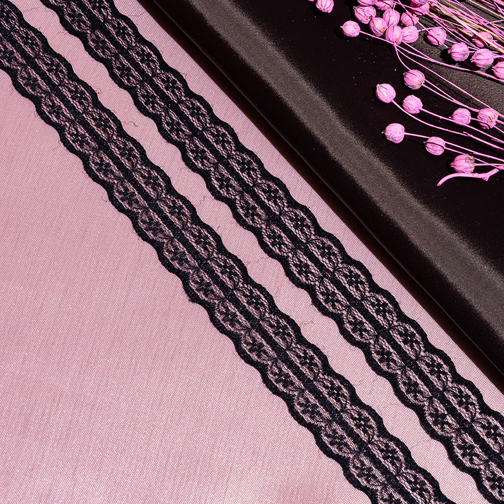 Кружево капроновое 135-2 черный, 2.5 см