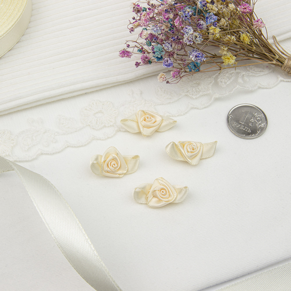 Украшения объемные