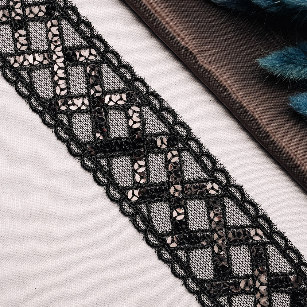 Тесьма с пайетками 91146-D103 черный