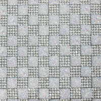 Декоративные стразы на листе