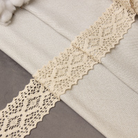 Кружево вязанное