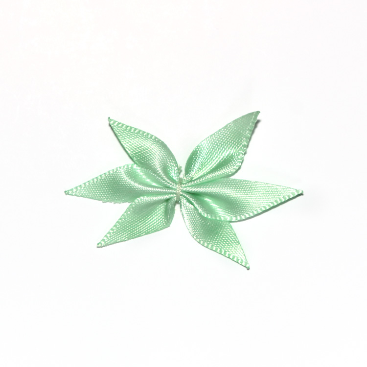 Украшения объемные