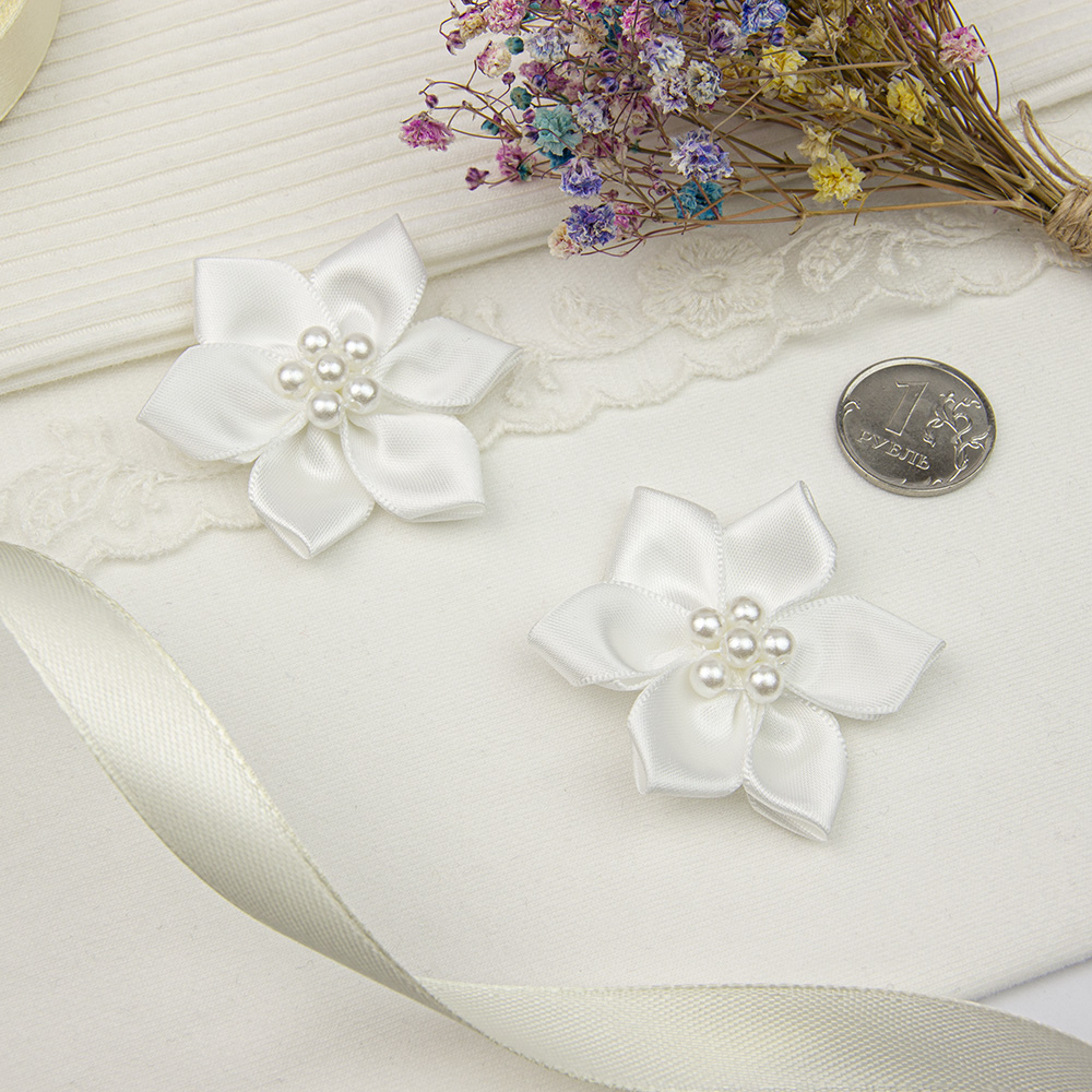 Украшения объемные