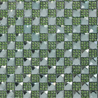 Стразы на листе 24х40см клеевые (квадрат 8х8мм) 13# зеленые