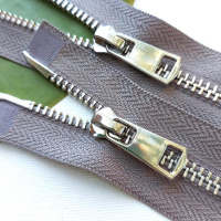 Металлическая молния ТИТАН разъемная 95 см Т5 (ТТ) (2 замка) никель/темно-серый