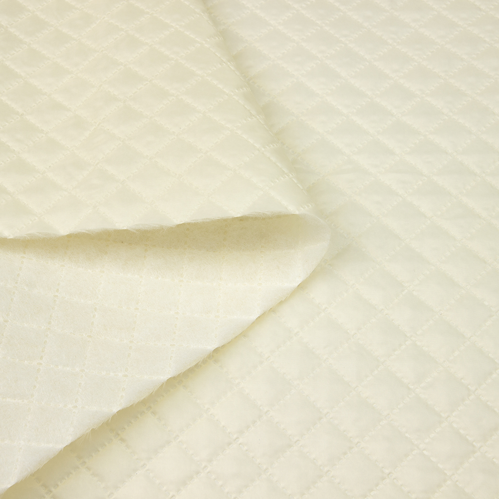 Термостежка 452 Шампань 4 "Ромб 1,7х1,7 см" (синтепон 100г, подкл. 100% пэ 190Т) 150 см