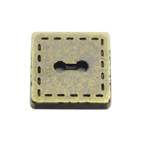 Декоративная пластиковая пуговица  Декоративная пластиковая пуговица