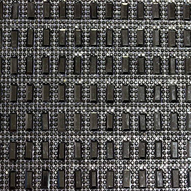 Стразы на листе 24х40см клеевые (прямоугольник 5х10мм) 30# черные