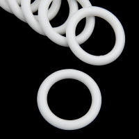 Кольцо пластиковое для карнизов диаметром 28-30 мм, (Белый) D52/36 мм