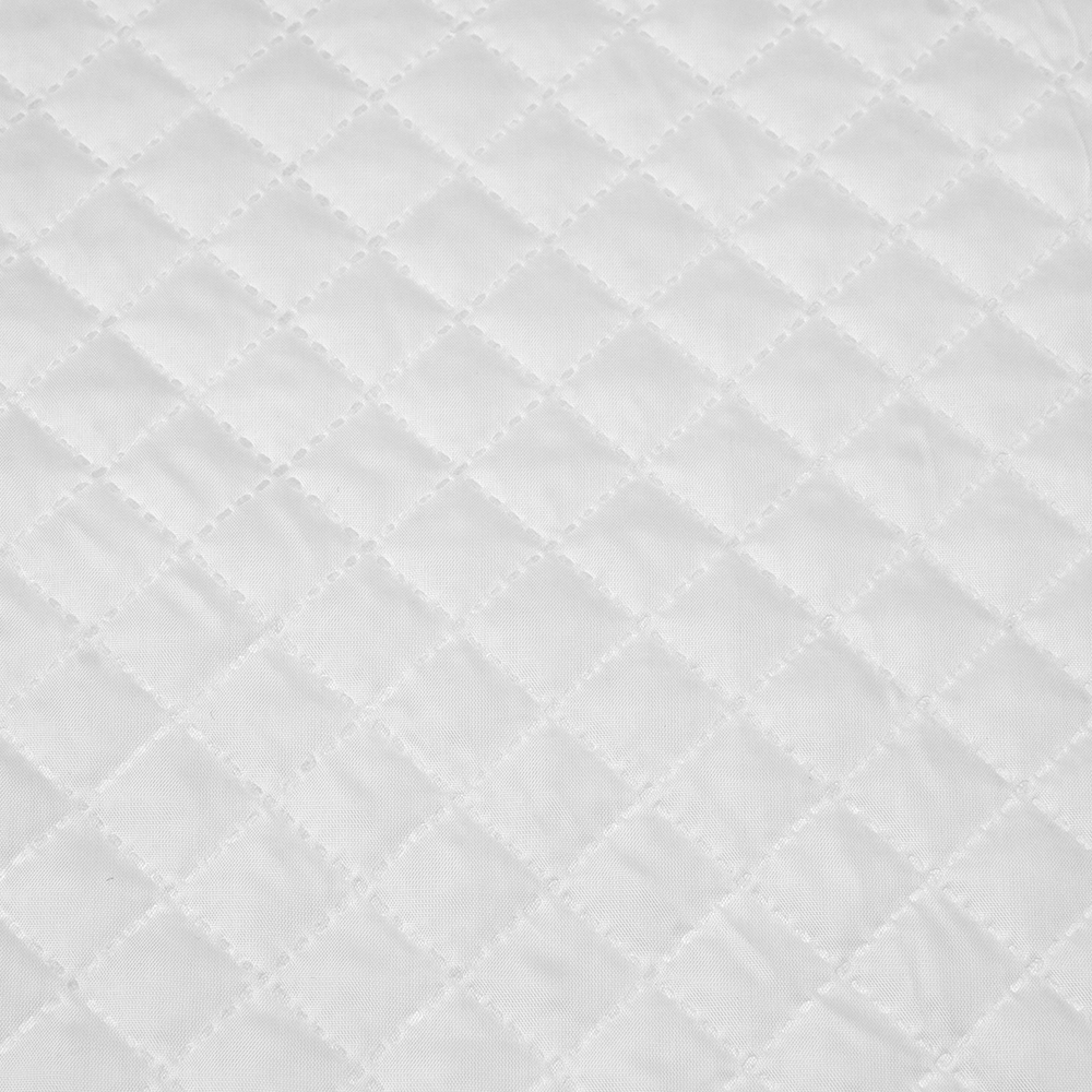 Термостежка Белый 4 "Ромб 1,7х1,7 см" (синт. 100г, подкл. 100% пэ 190Т) 150 см