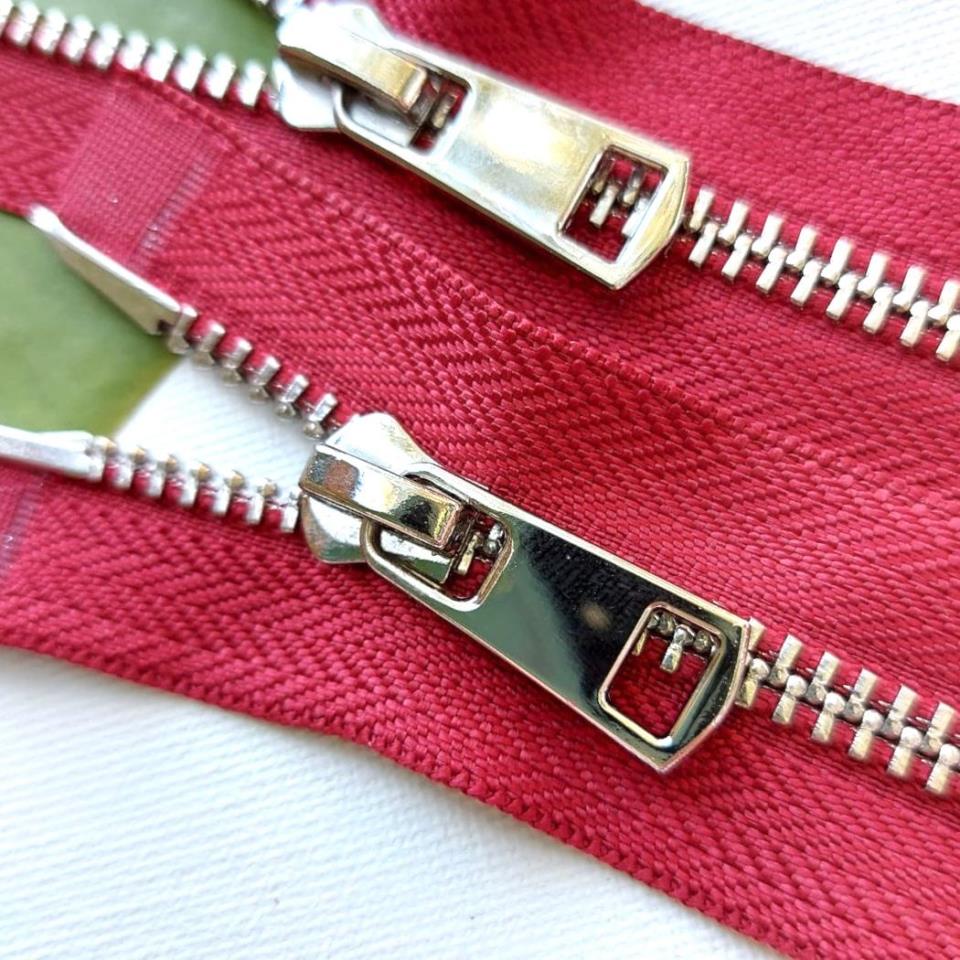 Металлическая молния ТИТАН разъемная 95 см Т5 (ТТ) (2 замка) никель/красный чили