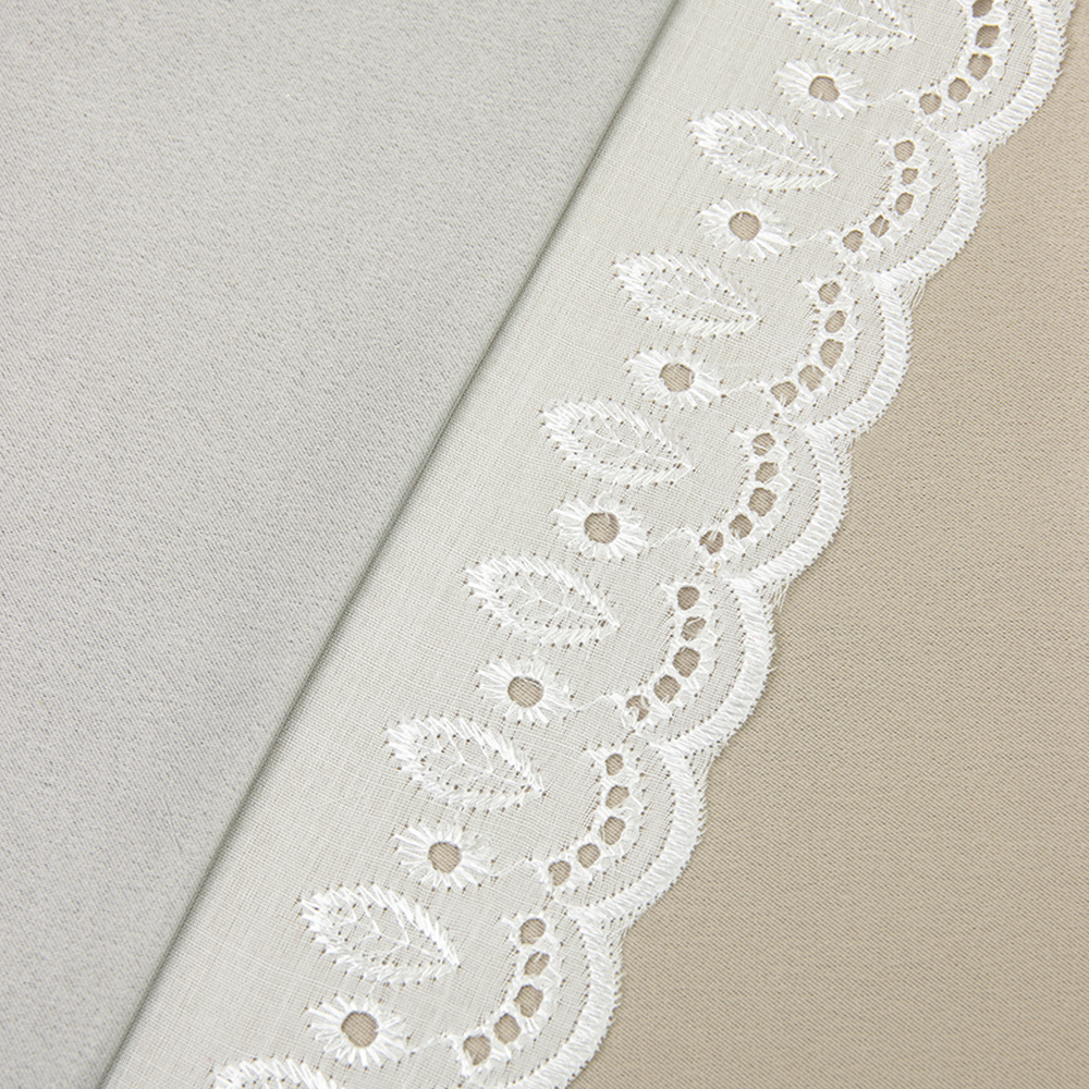 Тесьма-шитье T2037B белый