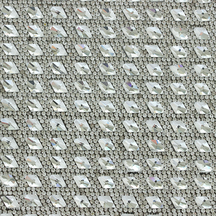 Стразы на листе 24х40см клеевые (ромб 7х7мм) 44# crystal/crystal