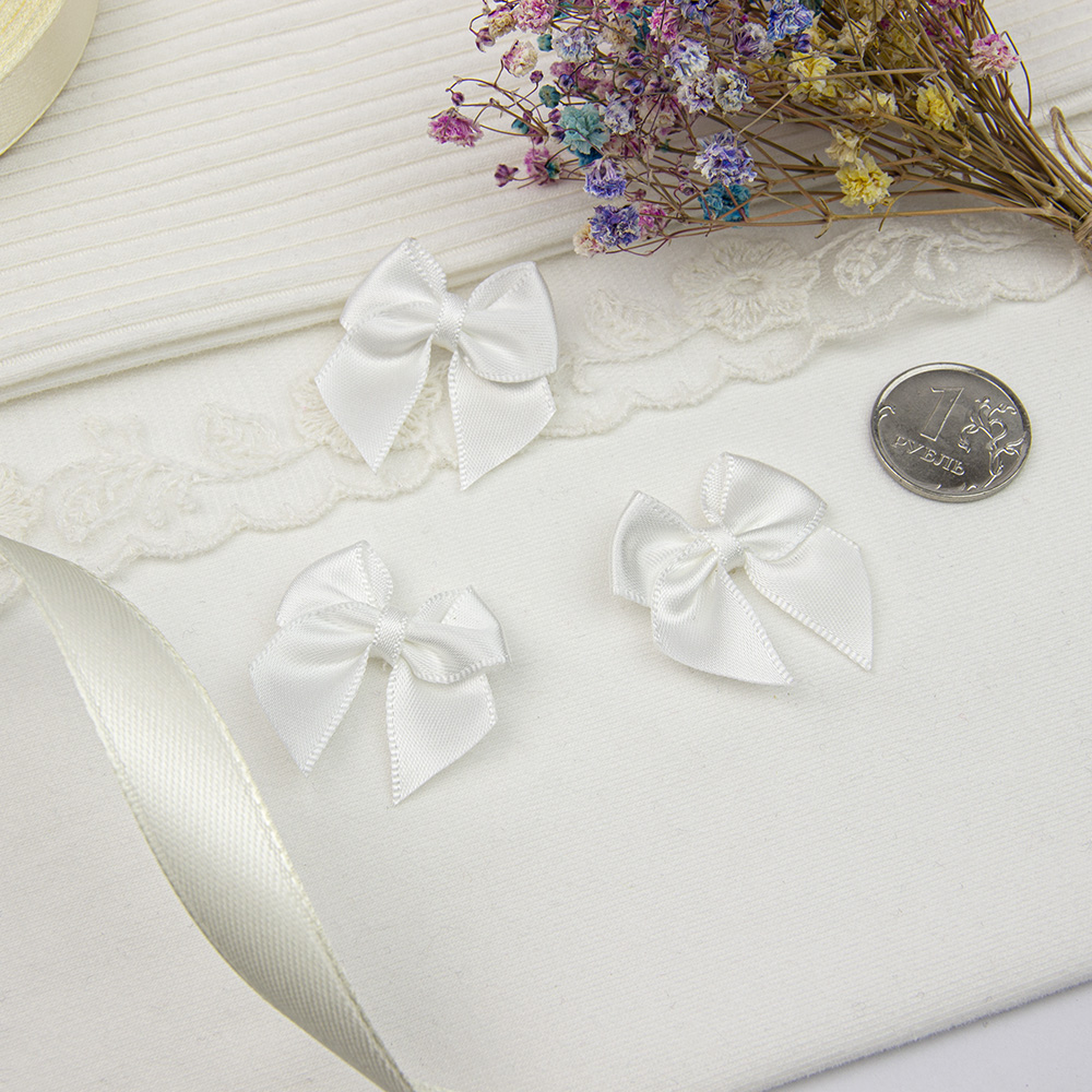 Украшения объемные