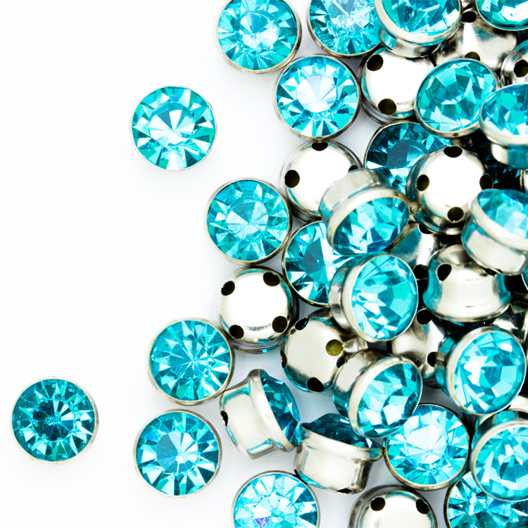 Круглые пришивные стразы в металлической оправе