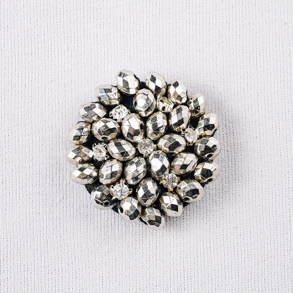 Аппликация со стразами пришивная на мягкой основе A095