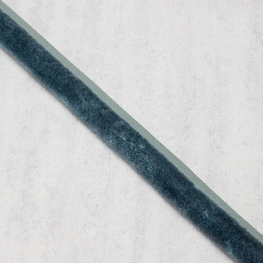 Кант пушистый XB-703-2/ Big пыльно-голубой (ширина 2,5 см с декором, d 1,5 см)