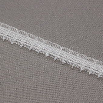 шторная лента с фиксированной карандашной сборкой