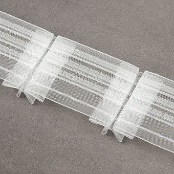 шторная лента с лучевыми групповыми складками