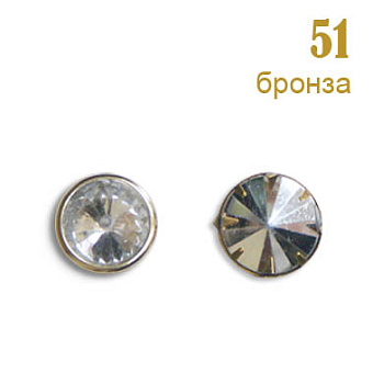 металлические украшения с шипами