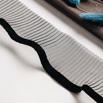 Тесьма-оборка 418-1HT черный декоративная тесьма оборка